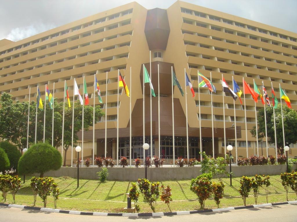 Hotel Nicon Luxury Abuja Extérieur photo
