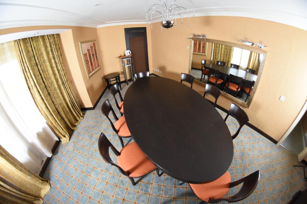 Hotel Nicon Luxury Abuja Extérieur photo