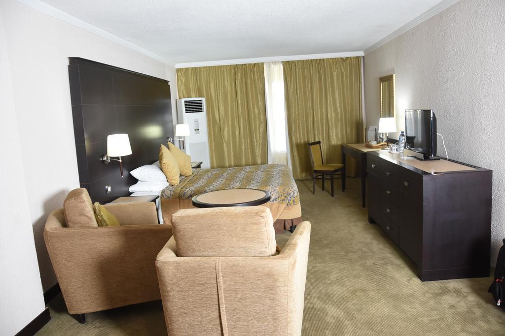 Hotel Nicon Luxury Abuja Extérieur photo