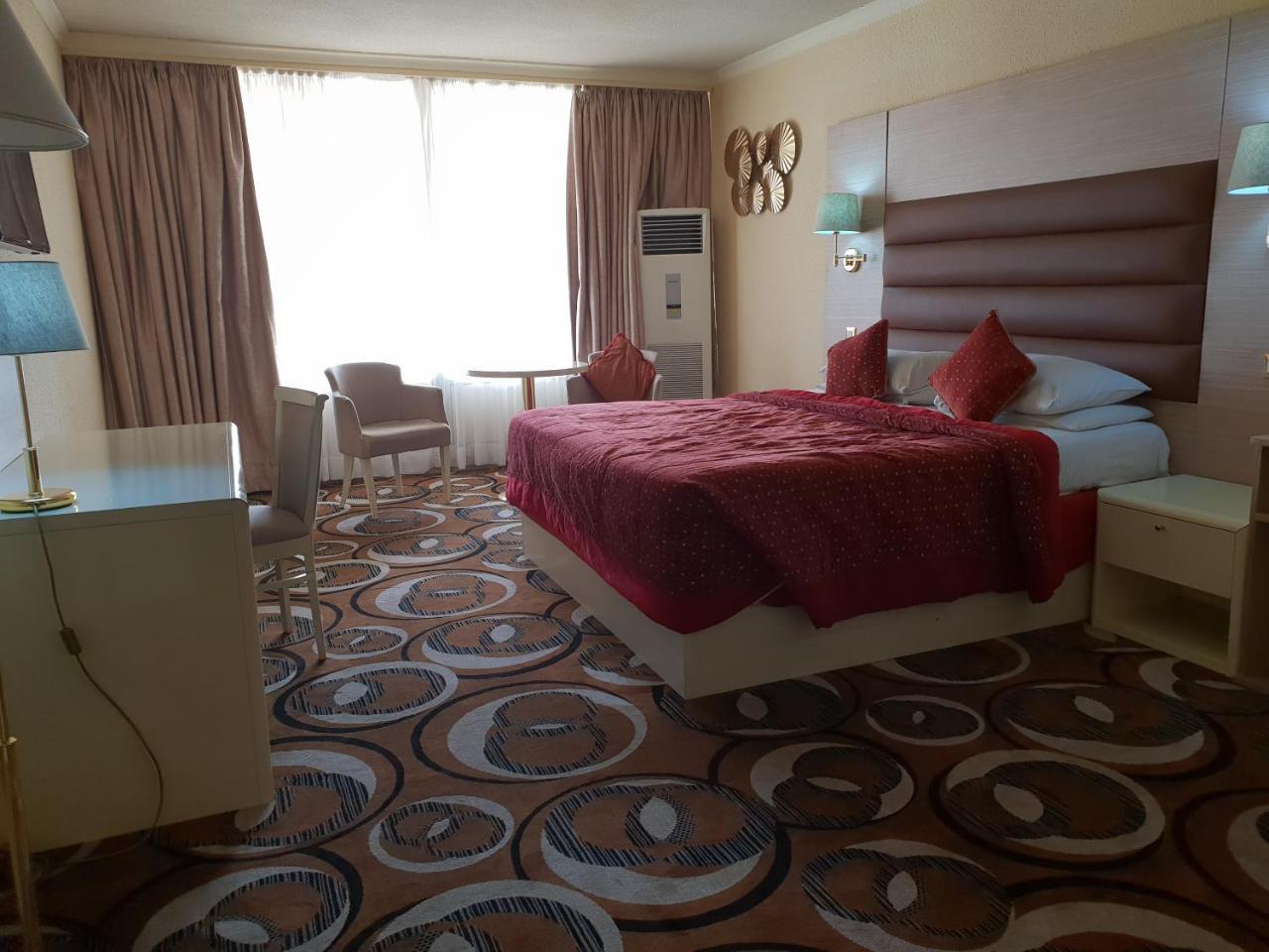 Hotel Nicon Luxury Abuja Extérieur photo